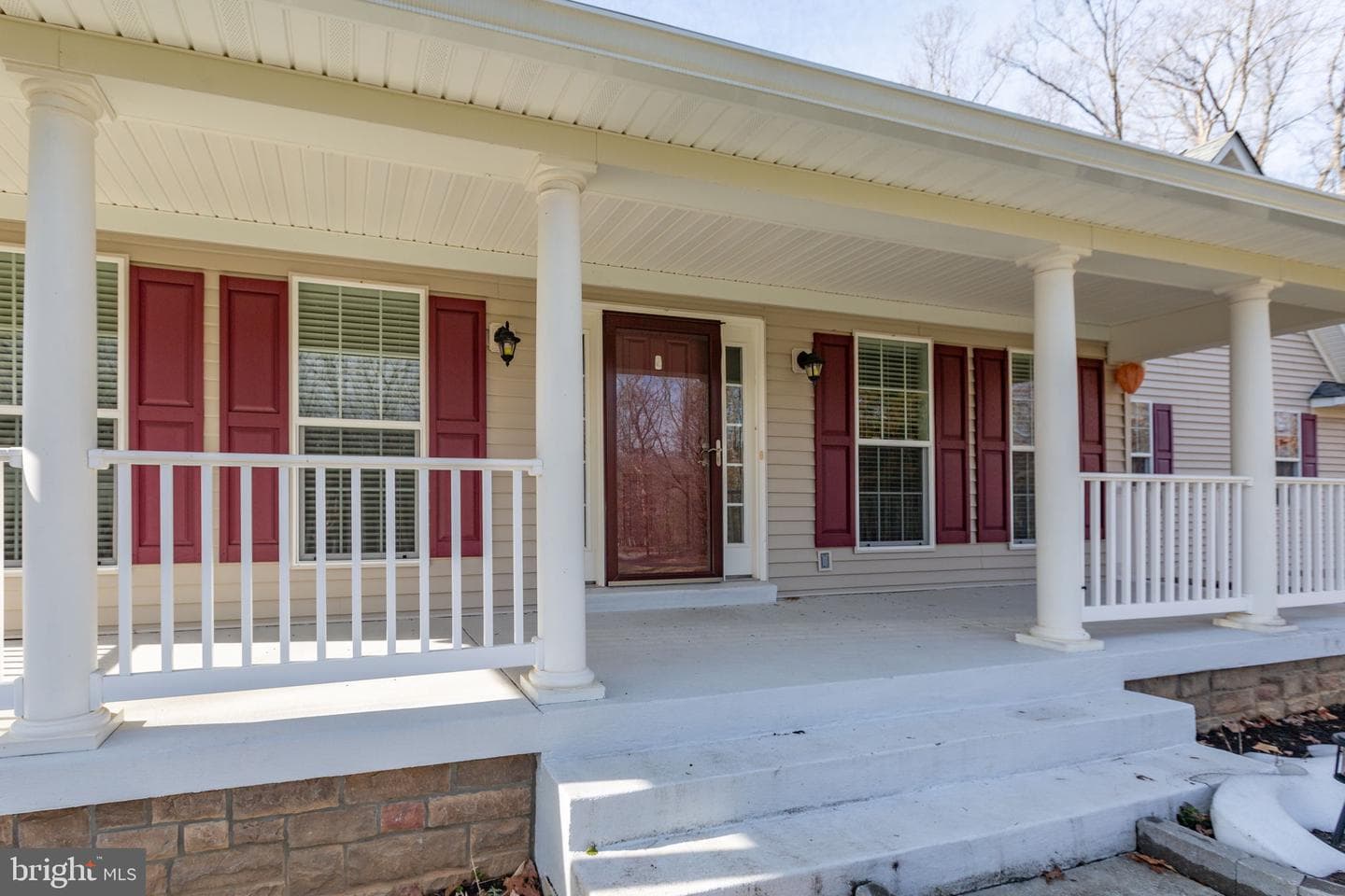 219 Oakwood Drive photo 3