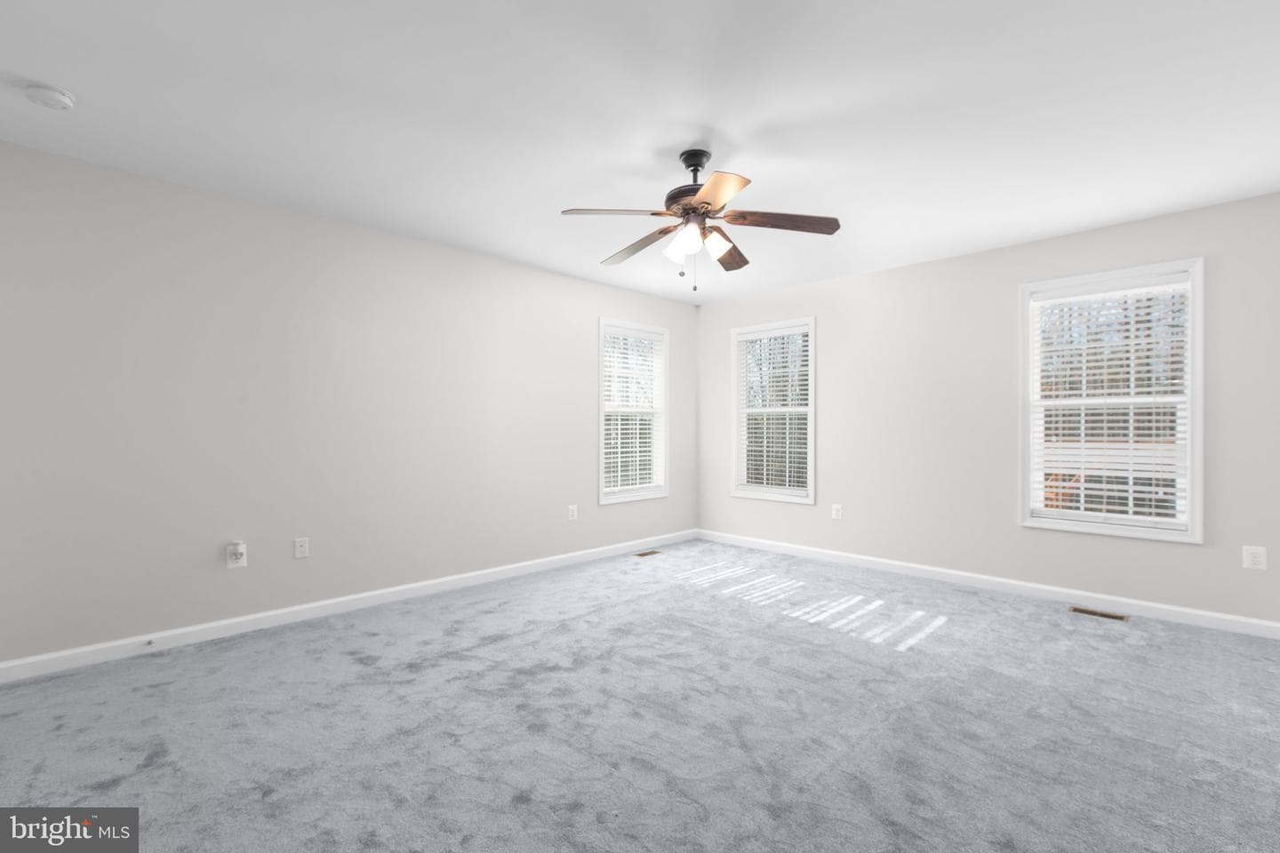 219 Oakwood Drive photo 39