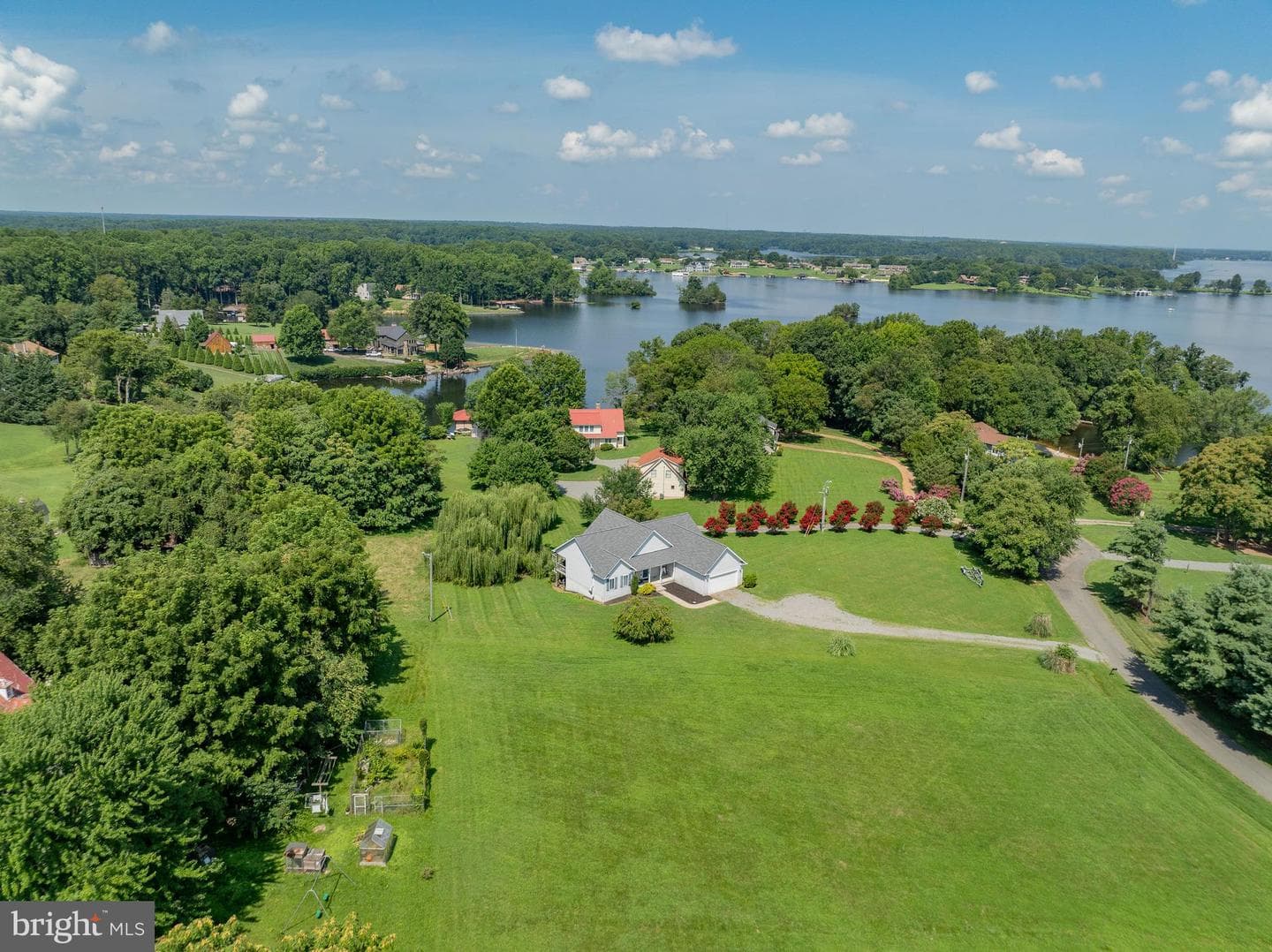 125 Lake Ct. photo 41