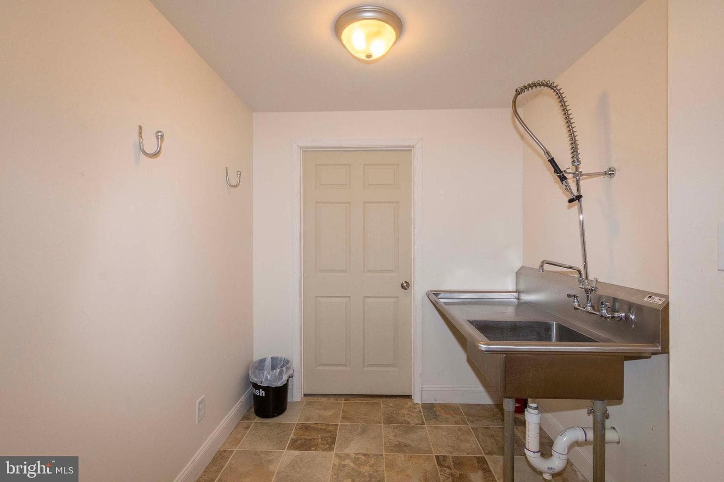 2203 Campbell Road photo 27