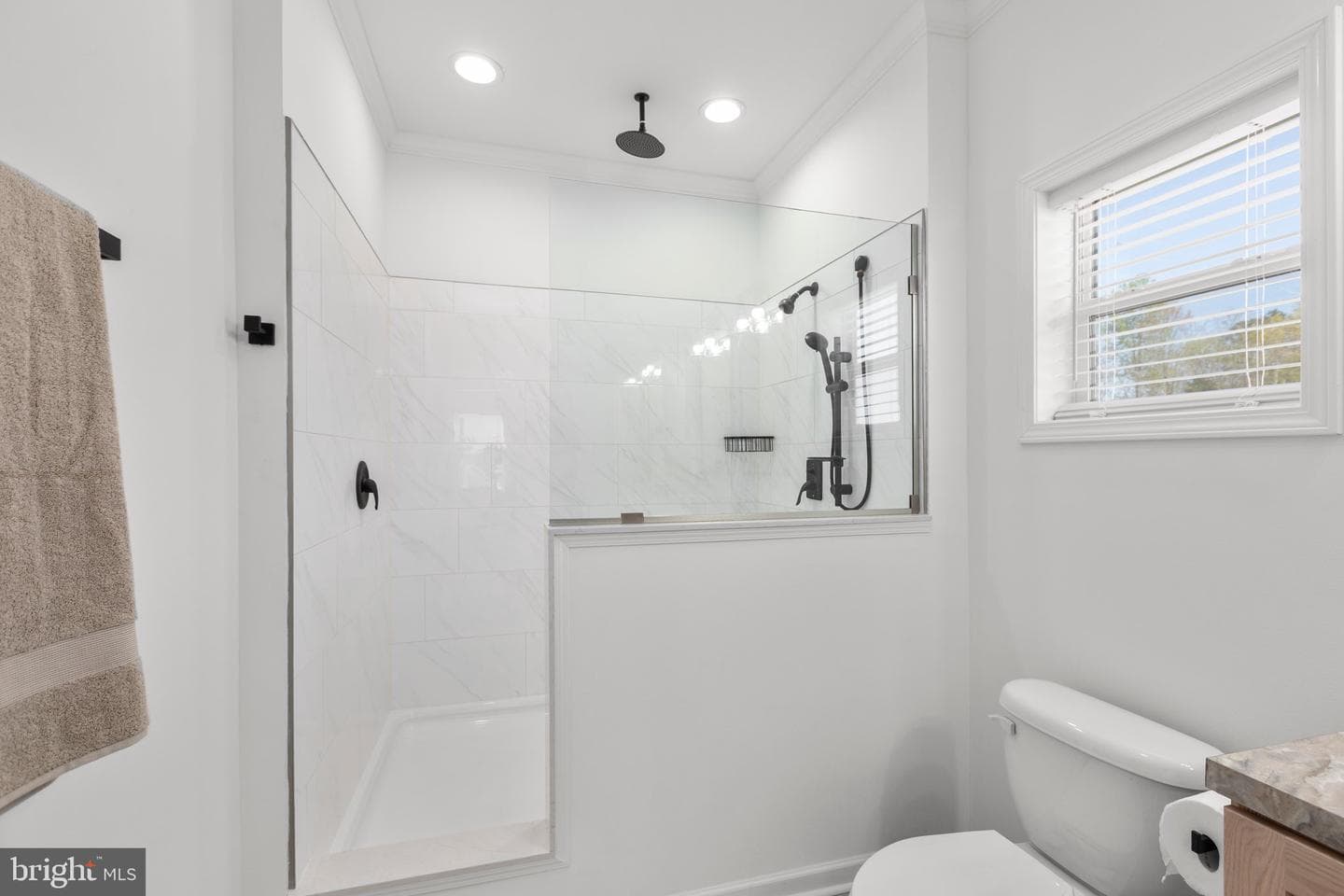 816 Mineral Avenue photo 31