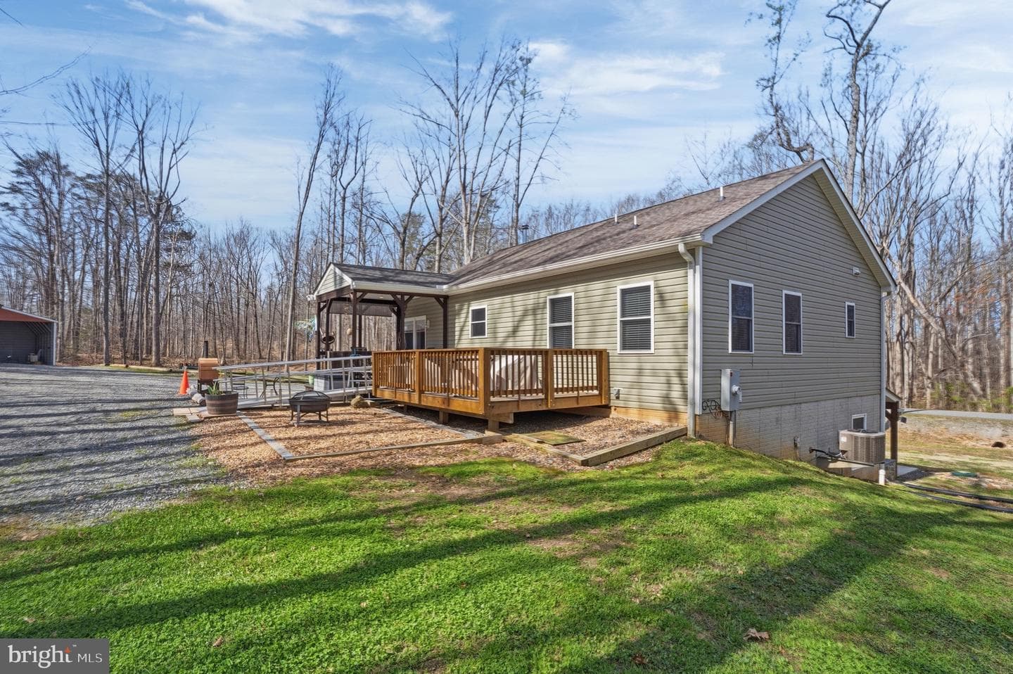 216 Cooke Lane photo 19