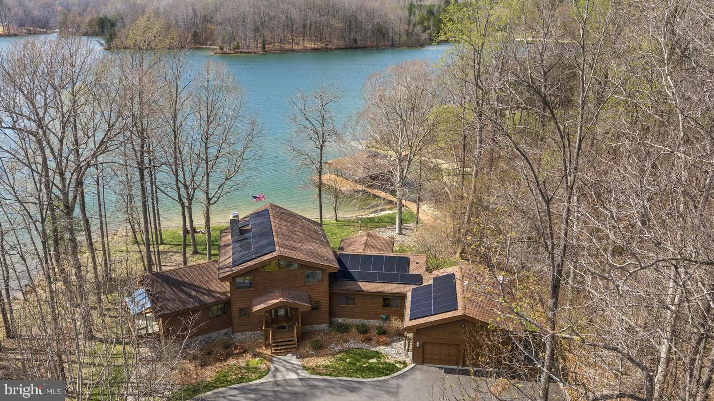 374 Sorbie Lane photo 60