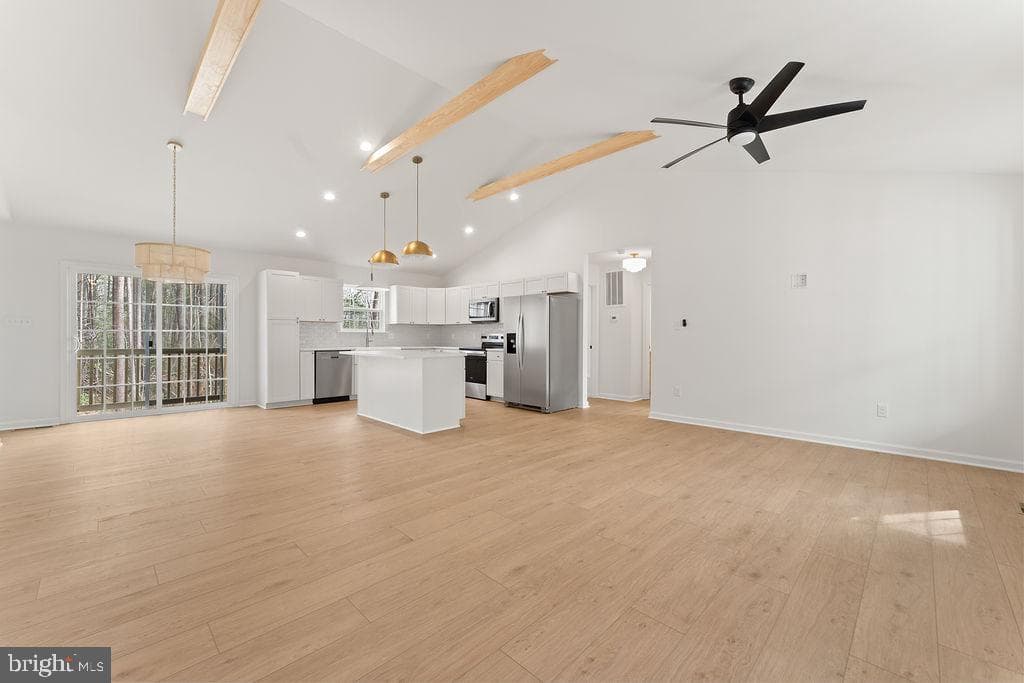 946 Pottiesville Rd photo 13