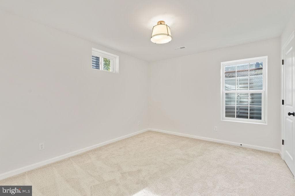 95 Woodland Shores Drive photo 32
