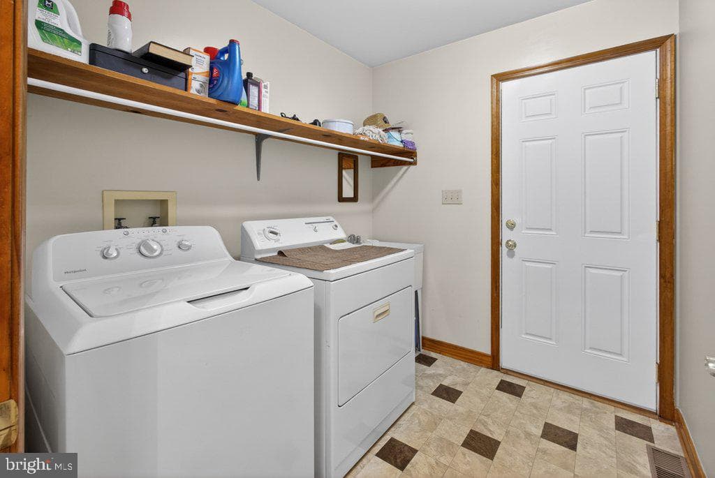 173 Covenant Way photo 24