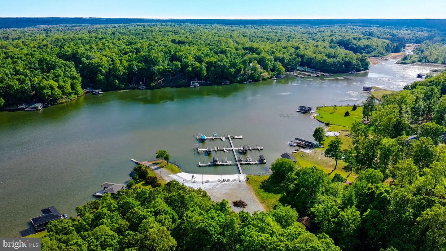 248 Oakwood Drive photo 45