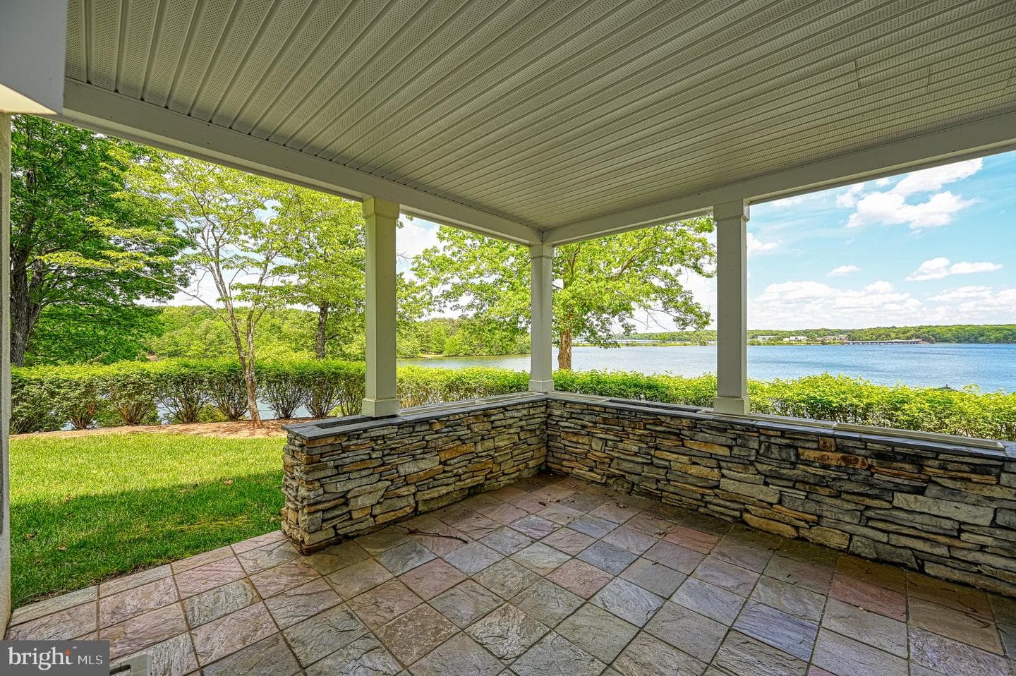 40 Grandview Drive photo 86
