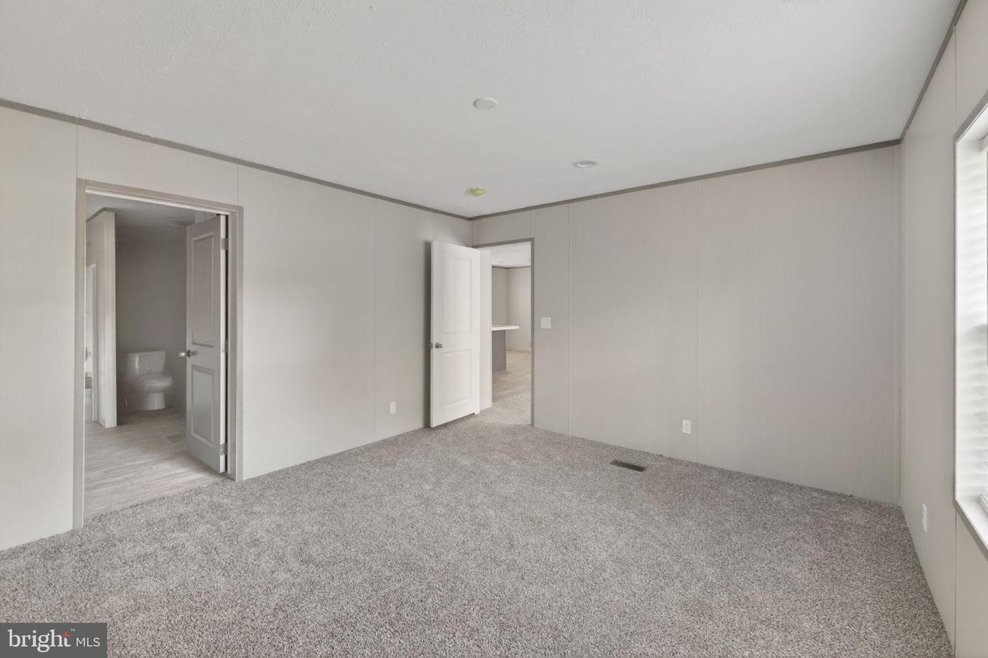 299 Raccoon Ln photo 13