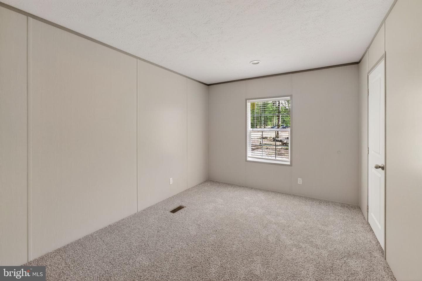299 Raccoon Ln photo 26