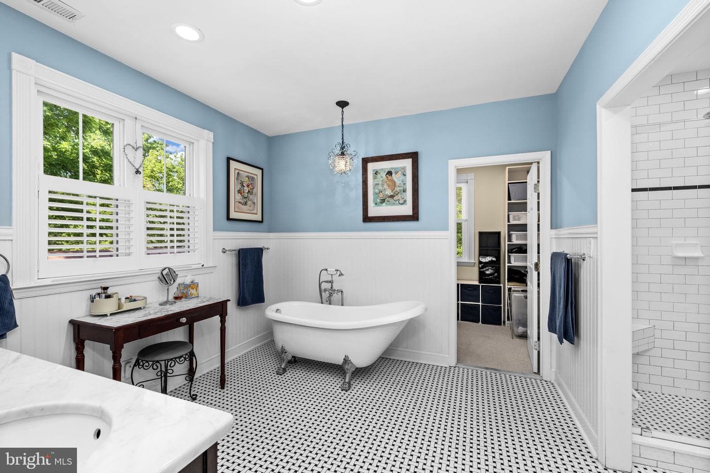 185 Mountain View photo 46