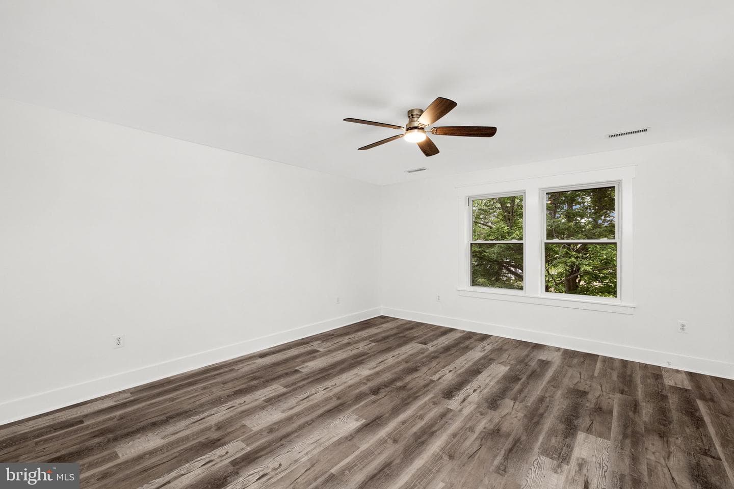 154 Waterview Drive photo 34