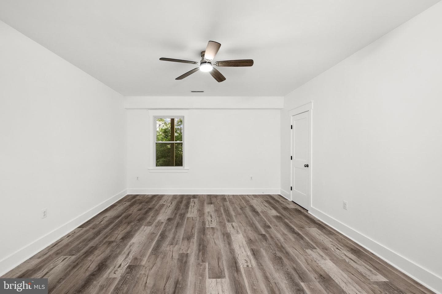 154 Waterview Drive photo 46