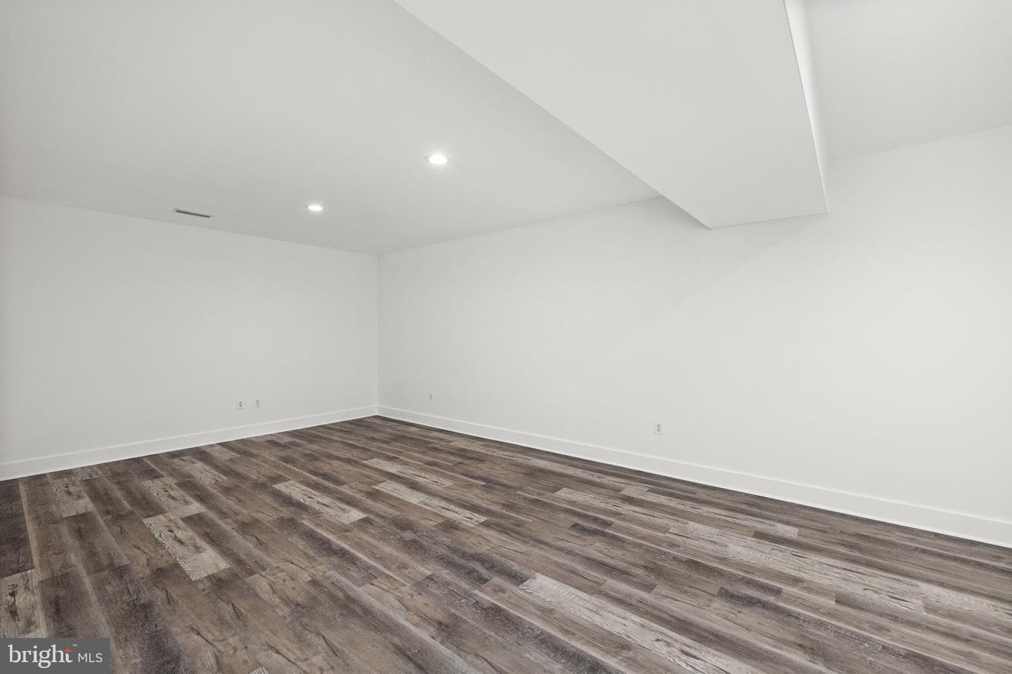154 Waterview Drive photo 48