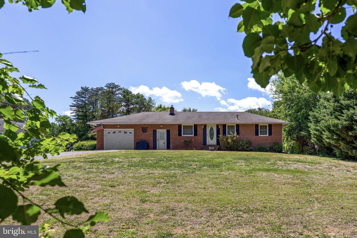 108 Melton Manor Dr photo 6