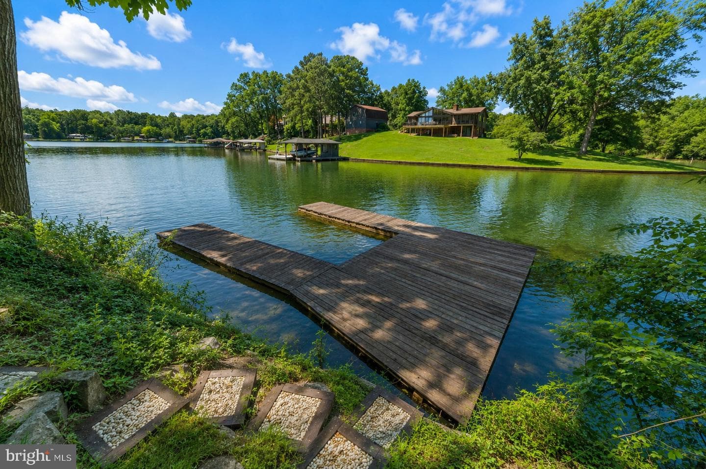 76 Clear Water Lane photo 17