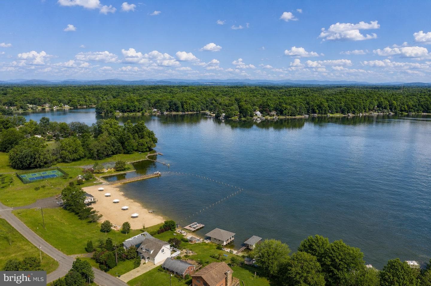 76 Clear Water Lane photo 19