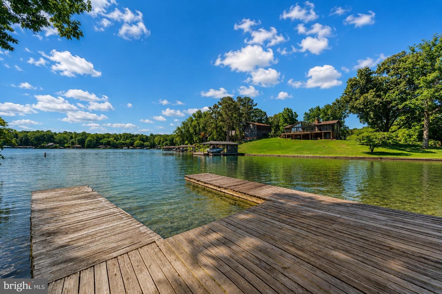 76 Clear Water Lane photo 2