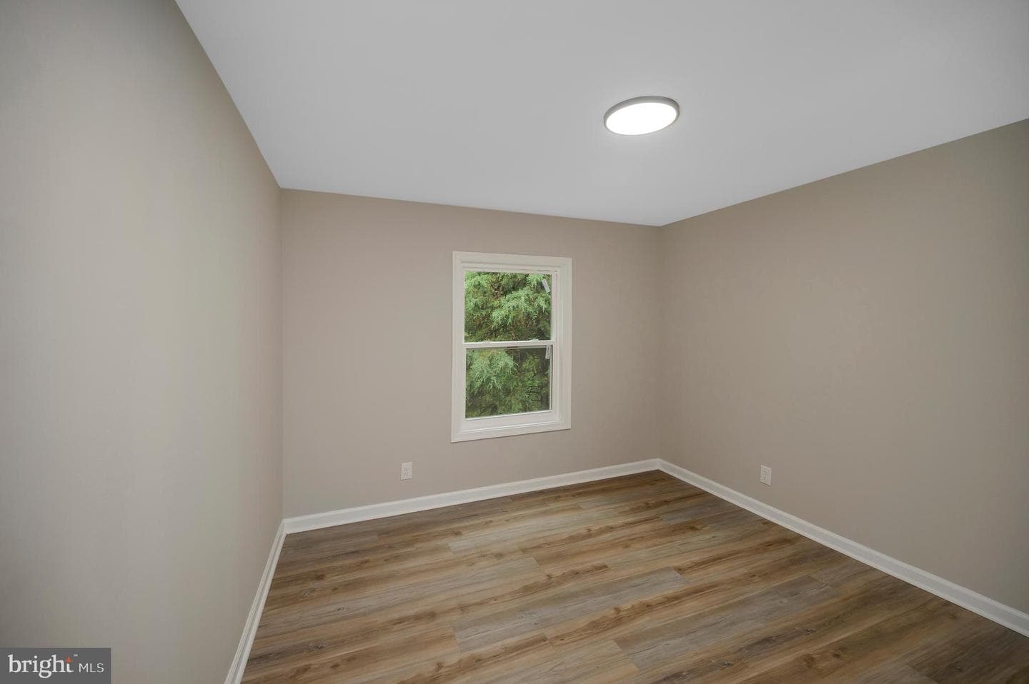 1438 Eastham Road photo 28