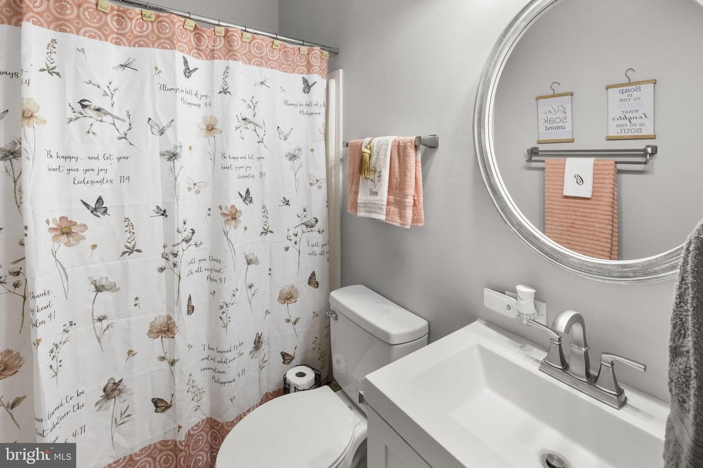 249 Derby Lane photo 40