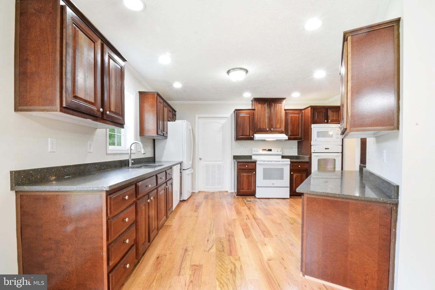 31 Cosner Road photo 8