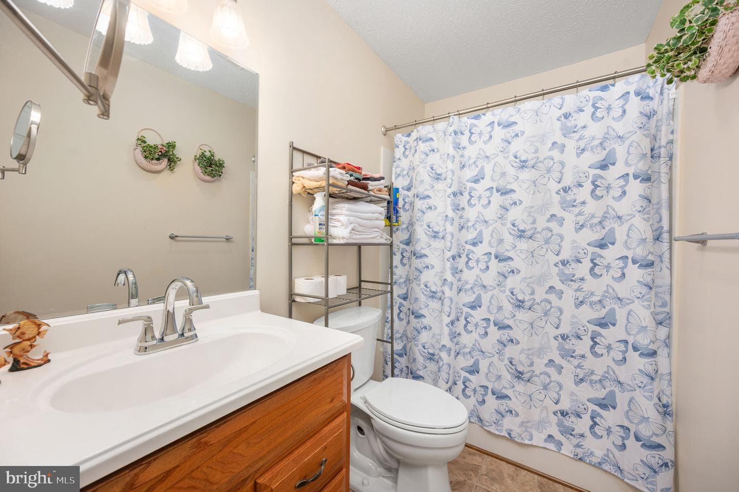 160 Lancaster Court photo 44