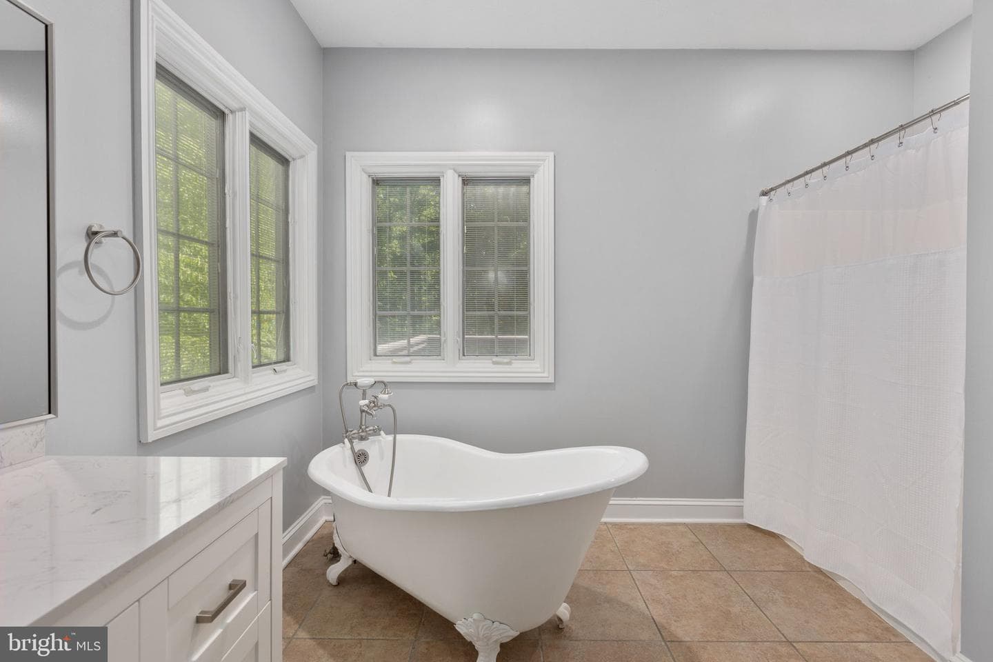 197 Oakleigh Lane photo 37