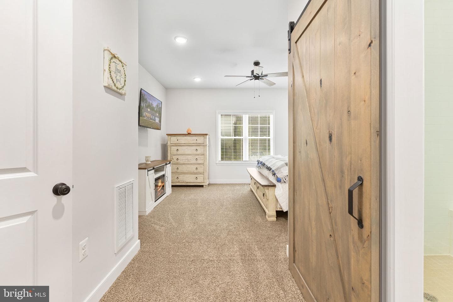 1098 Lake Forest Drive photo 30