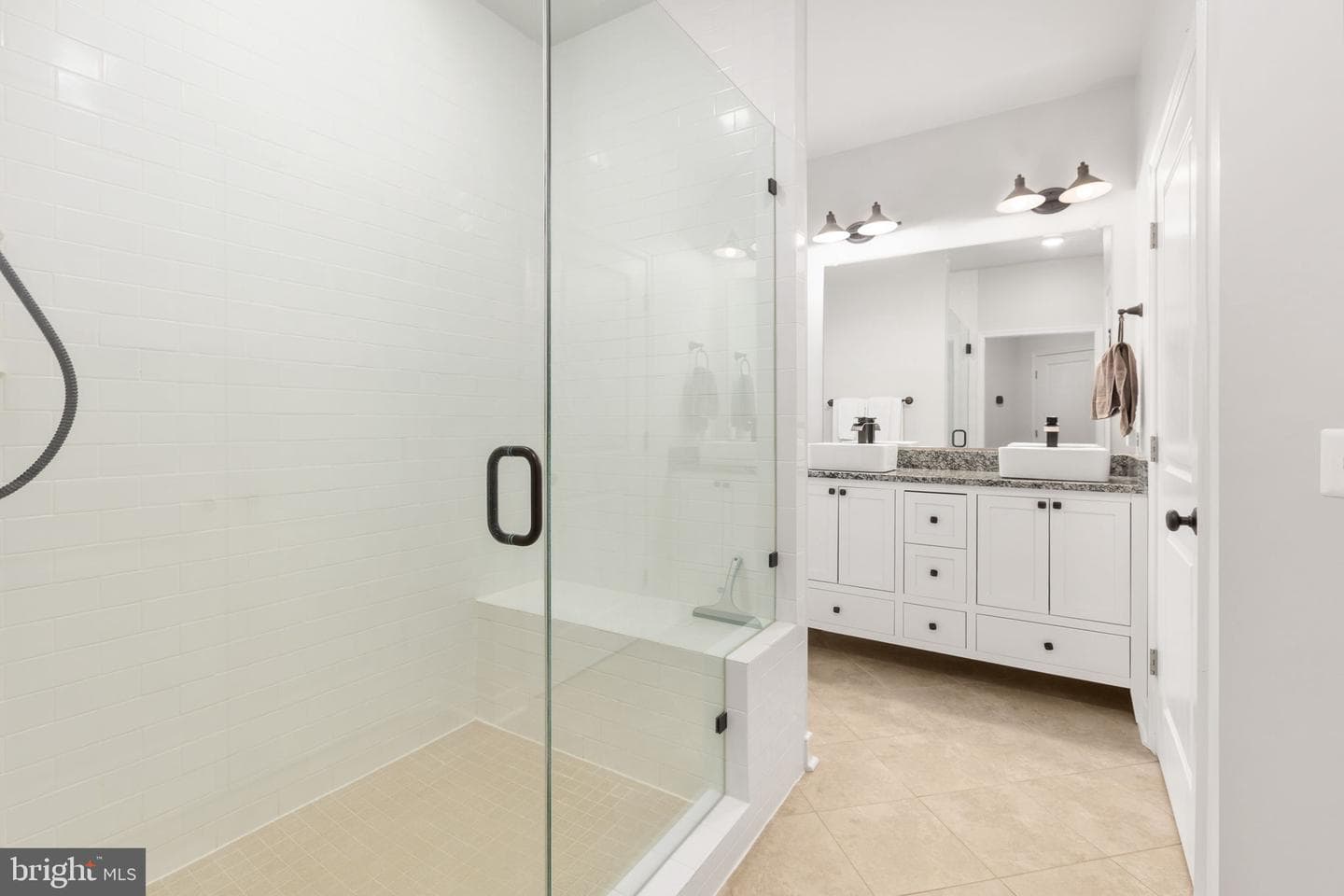 1098 Lake Forest Drive photo 35