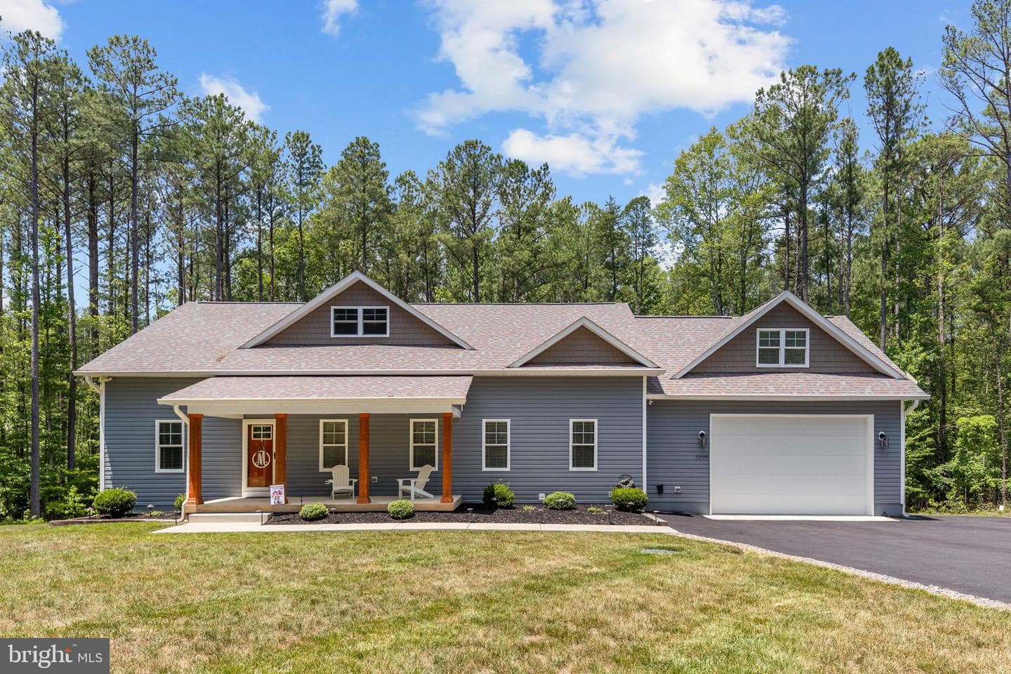 1098 Lake Forest Drive photo 6