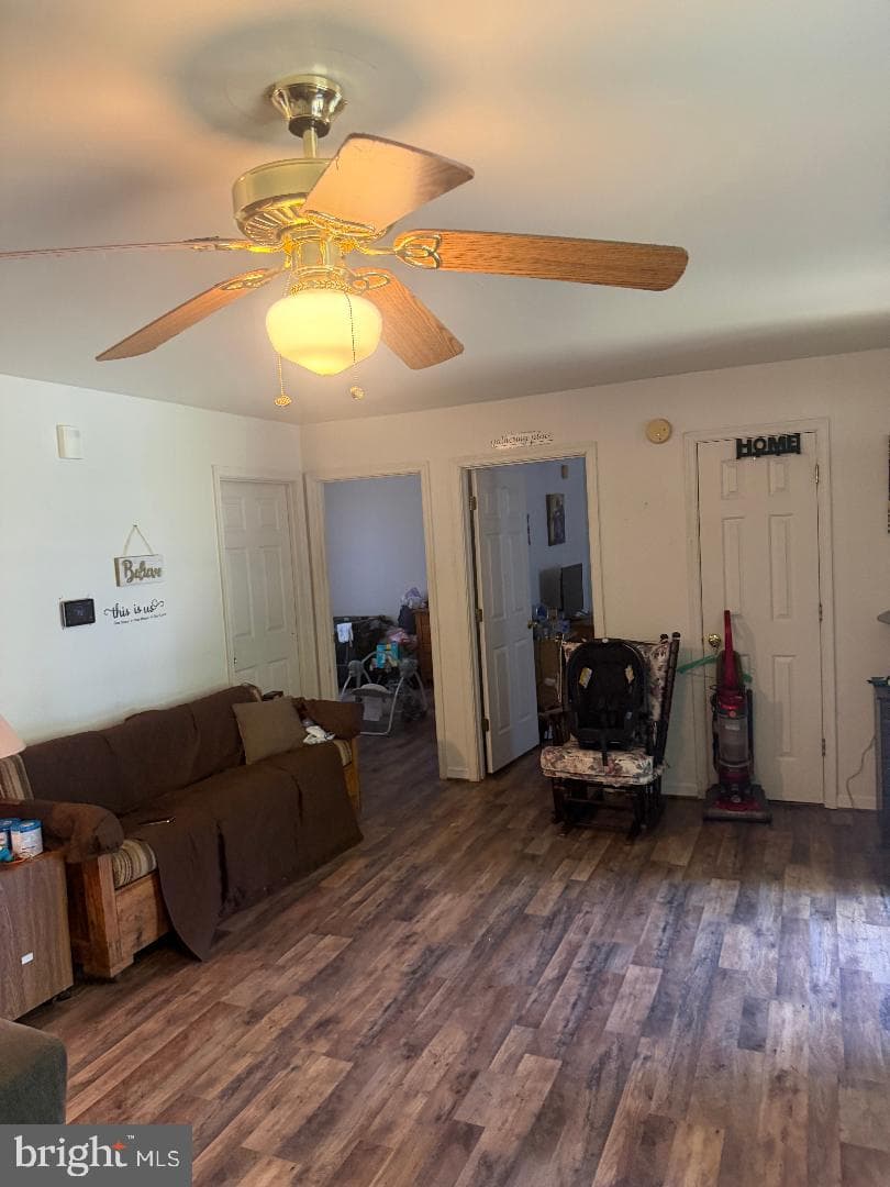 143 Oakland Place photo 5