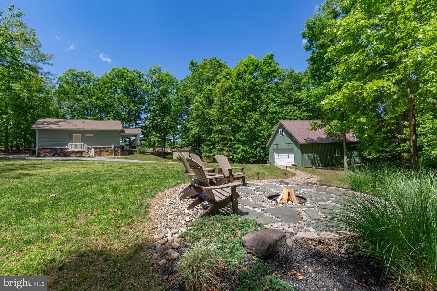 106 Bernie Cir photo 37