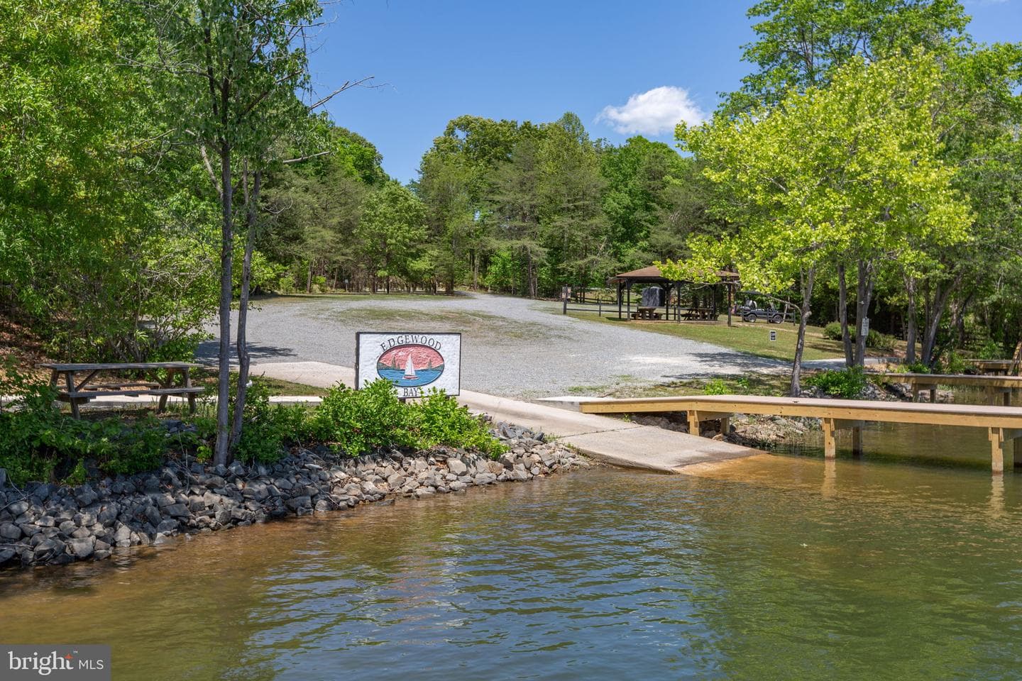 106 Bernie Cir photo 41