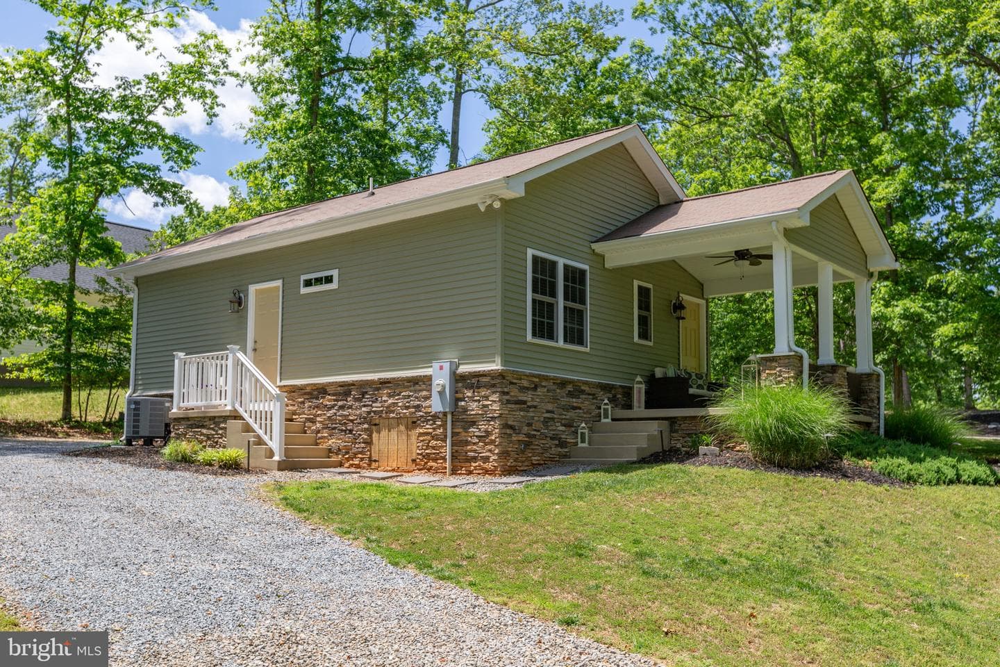 106 Bernie Cir photo 9