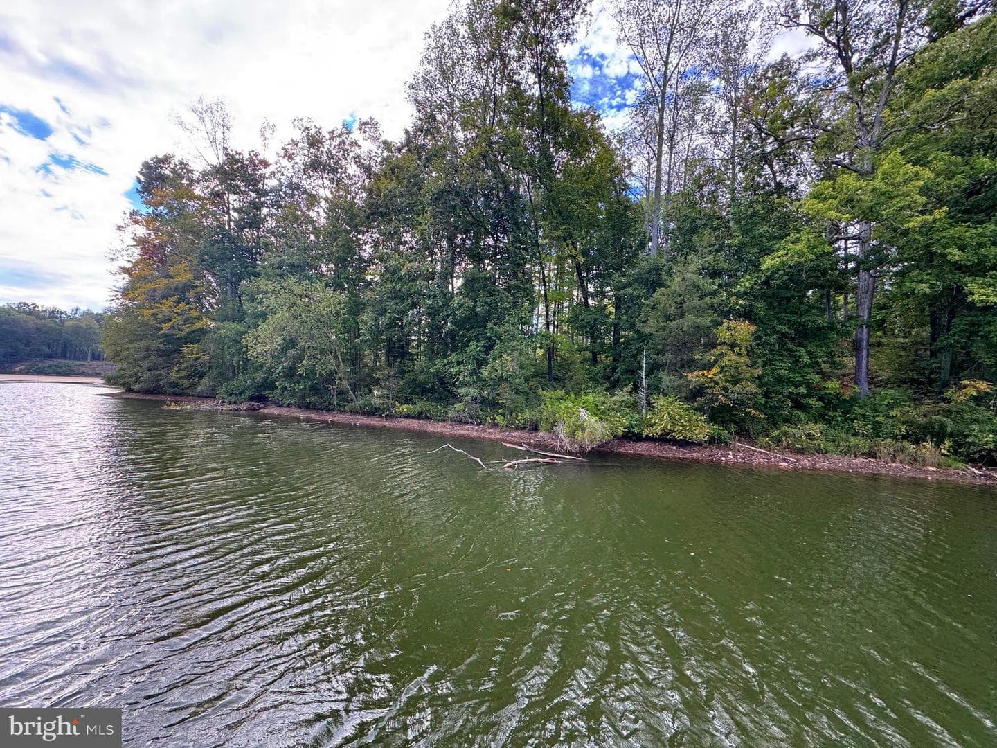 64 Compass Cove, Mineral