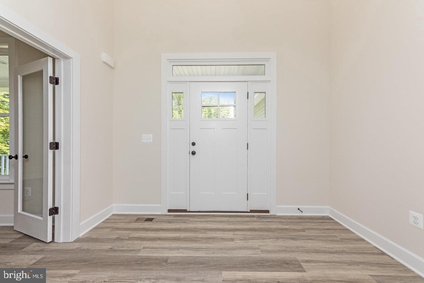 64 Compass Cove photo 6