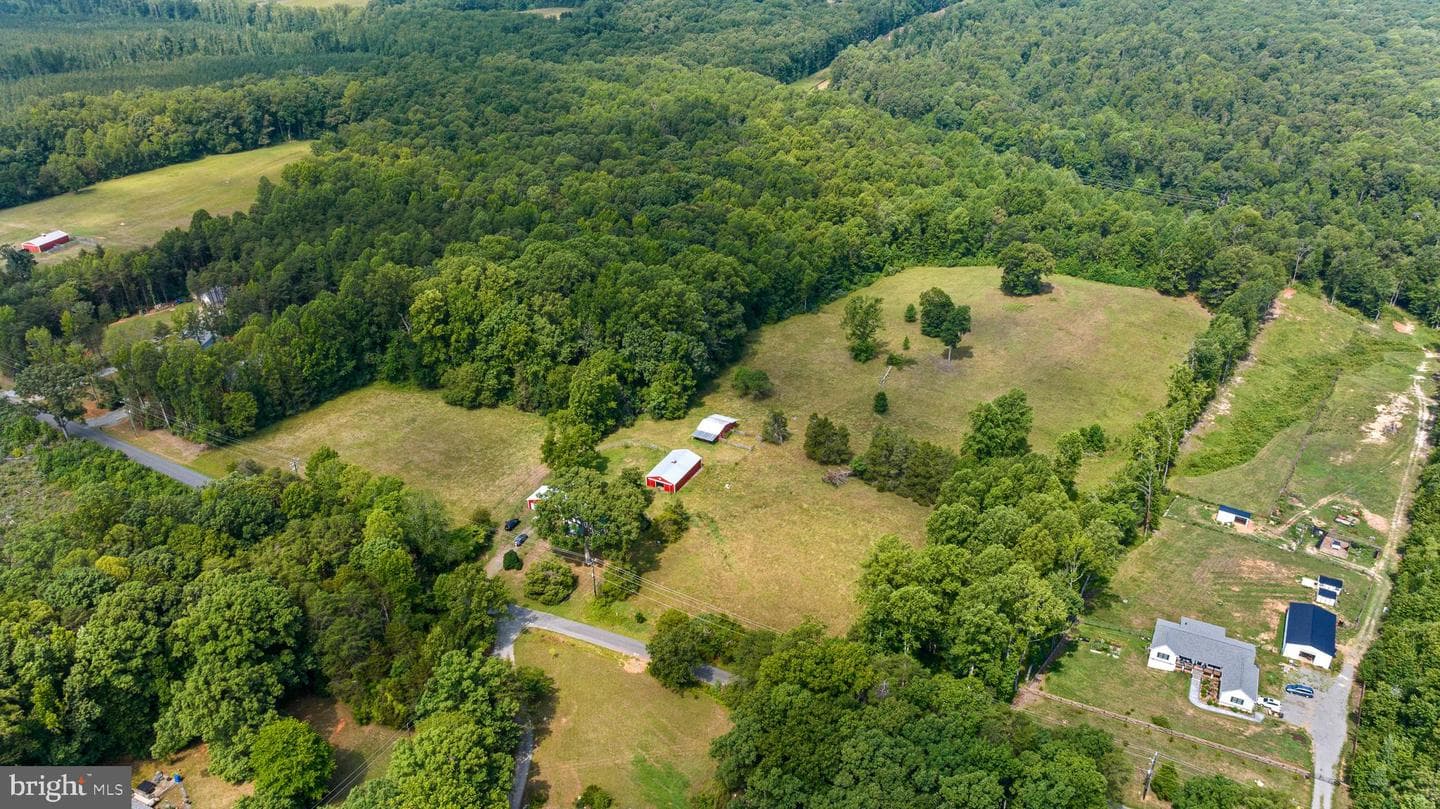 775 Spring Road photo 37