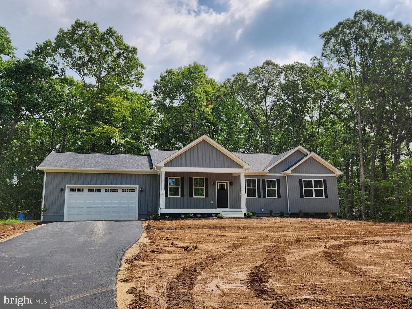 54 Laurel Drive photo 1