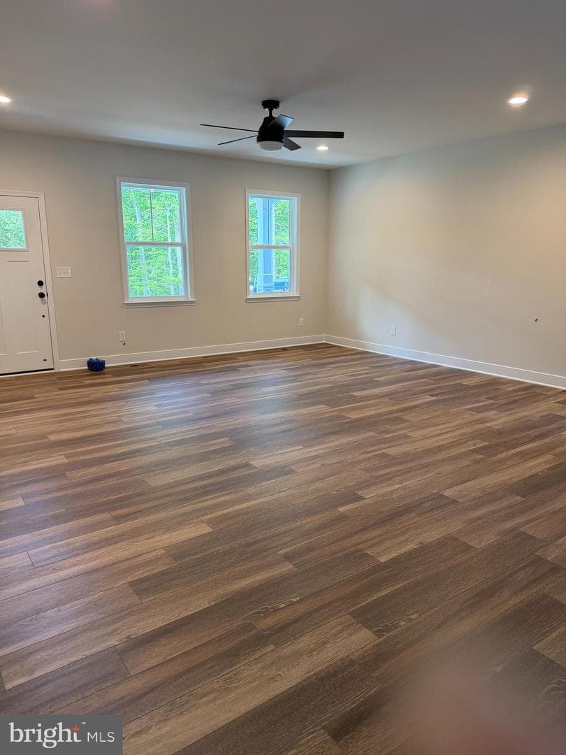 54 Laurel Drive photo 5