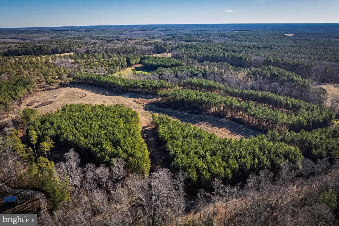 1052 S Hill Road photo 79