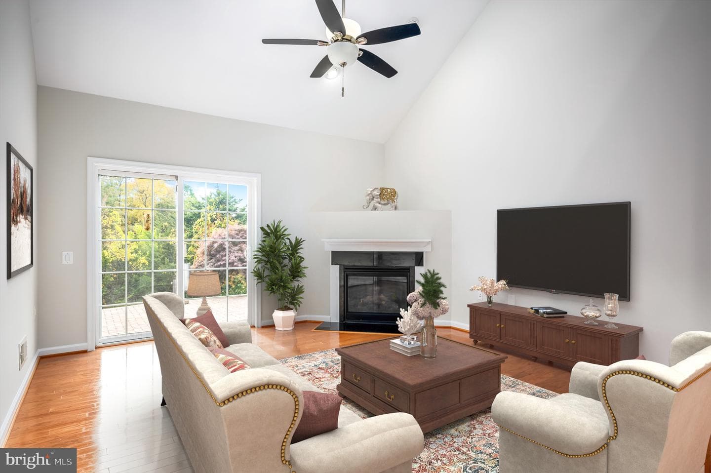 20443 Valley Falls Square photo 17
