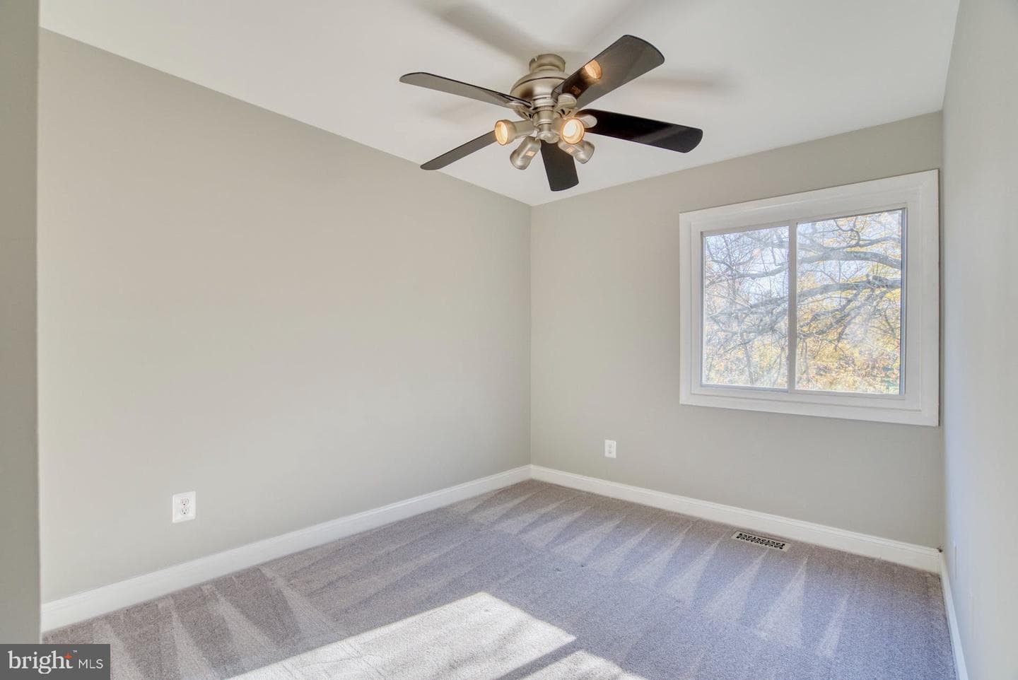 602 Giles Place photo 21