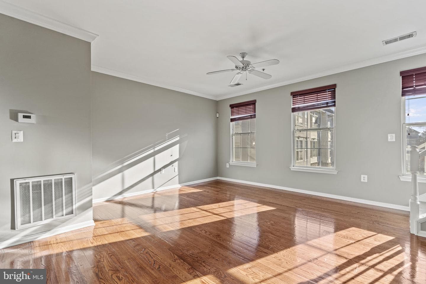 21813 Kelsey Square photo 6