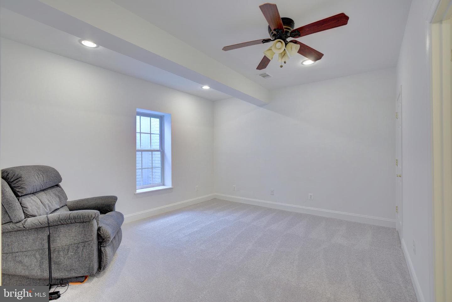 18733 Upper Meadow Drive photo 38