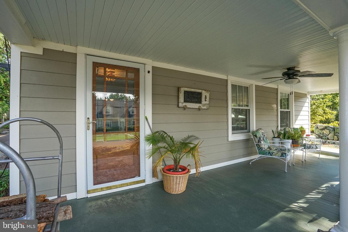 604 Martin Avenue photo 3