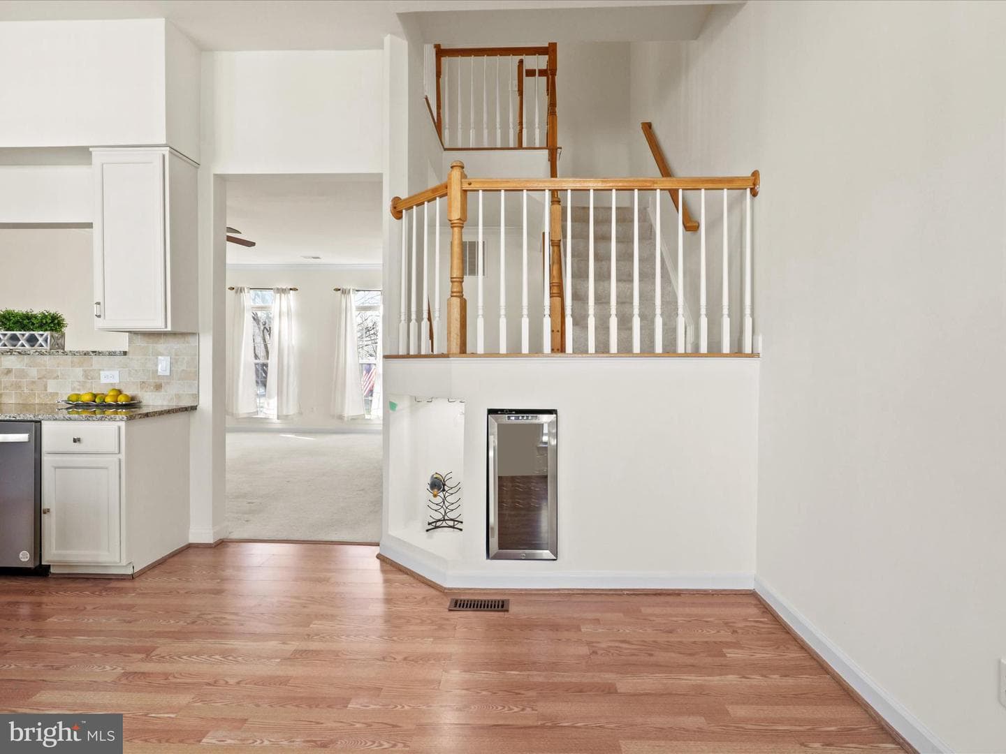 20555 Warburton Bay Square photo 14