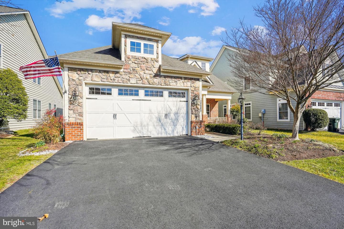 20582 Golden Ridge Drive photo 2