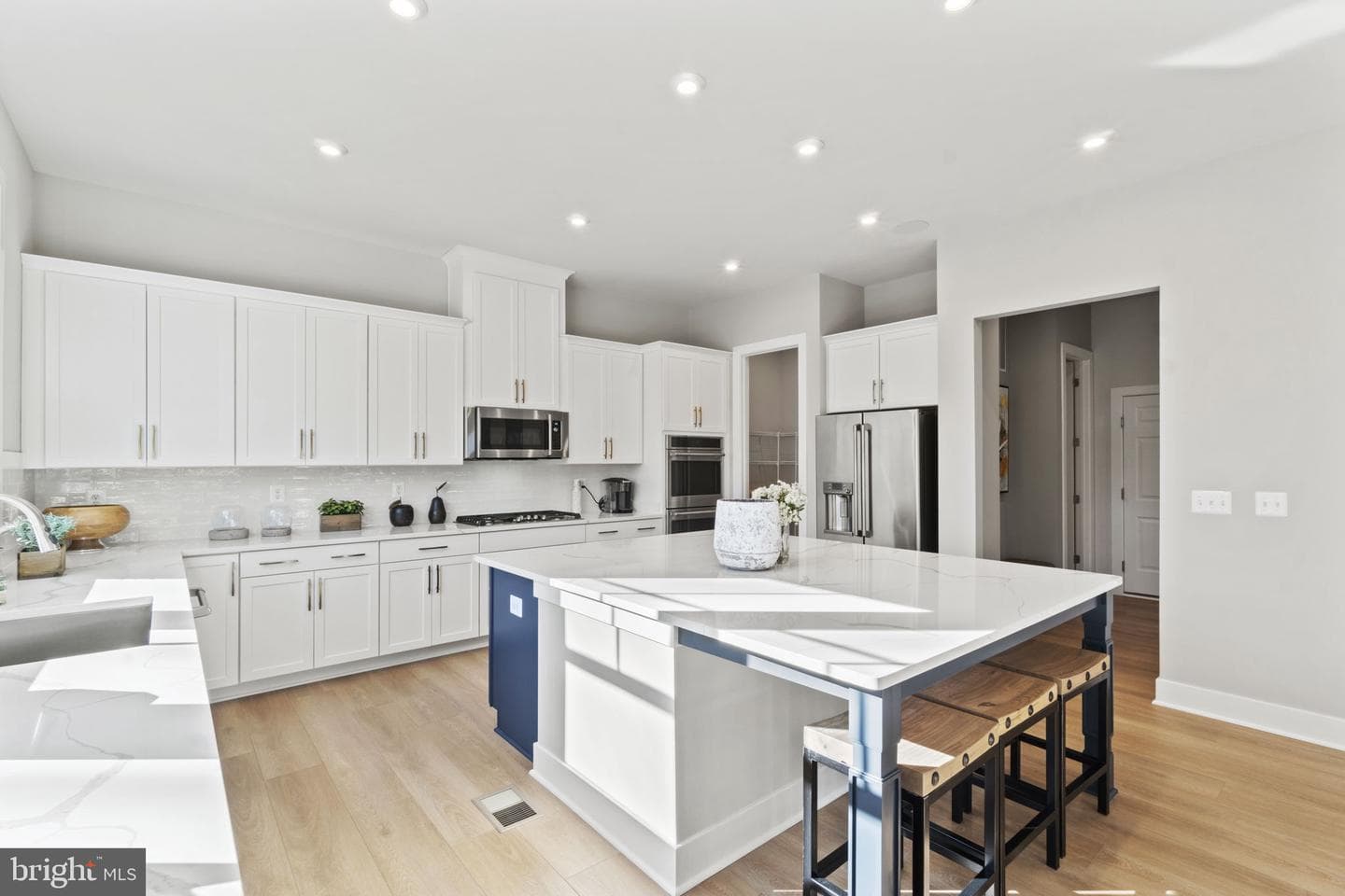 1006 Appaloosa Court SW photo 12
