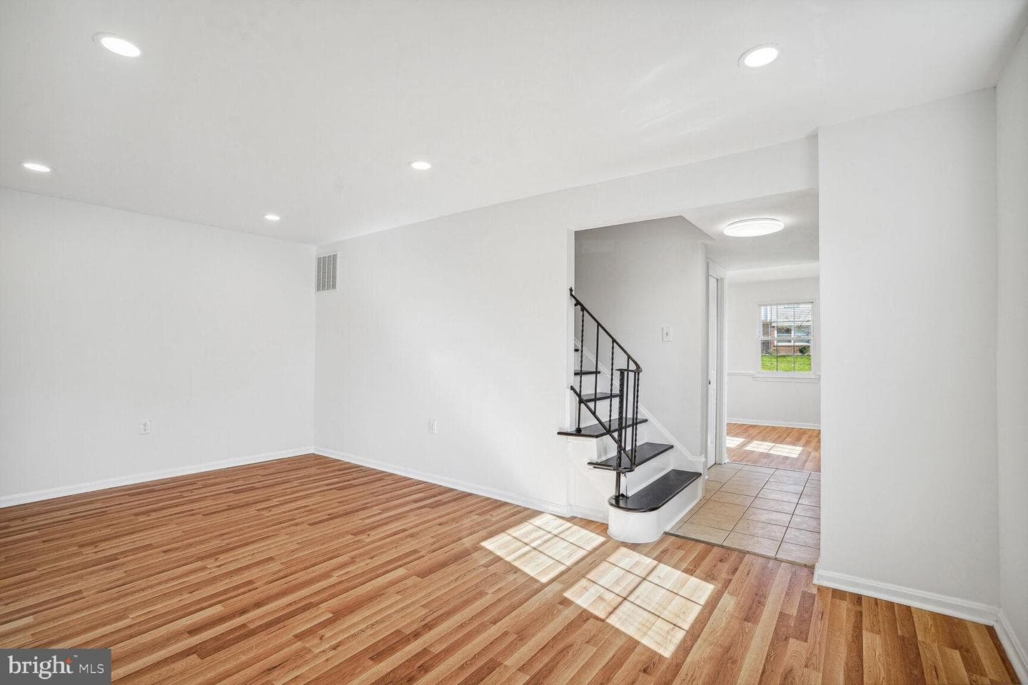 239 Nottoway Street SE photo 5