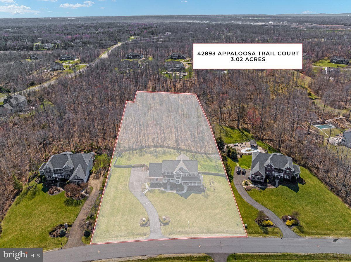 42893 Appaloosa Trail Court photo 2